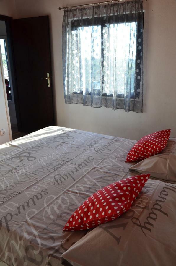 Luana Apartment Milna  Exterior photo