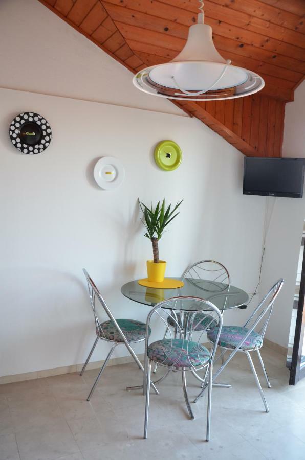 Luana Apartment Milna  Exterior photo